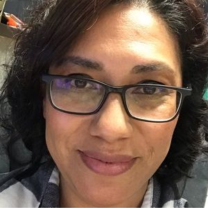 Meet your Posher, Lupita